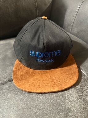 Supreme New York SnapBack Hat